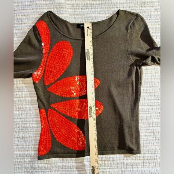 Ideology Long Sleeve Army Green Shirt with Red and Sequence Flower Size L - Picture 8 of 8